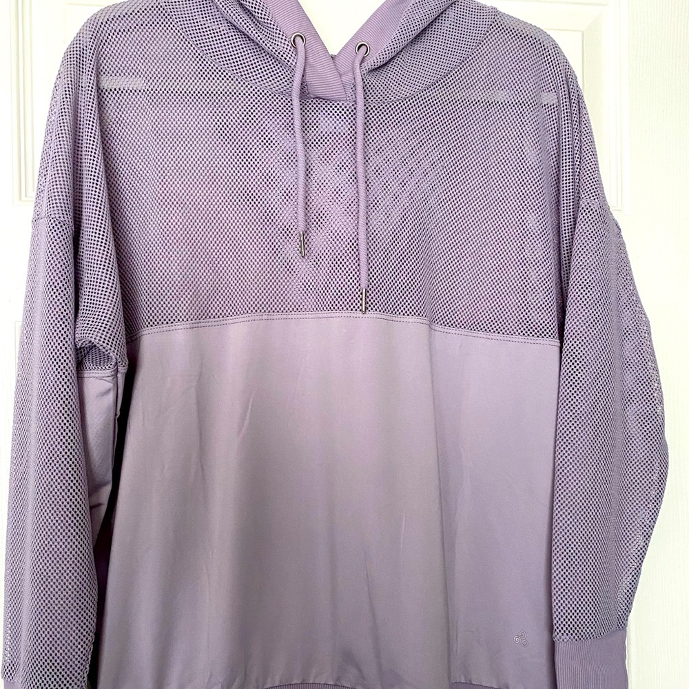 Very comfy mesh sports hoodie